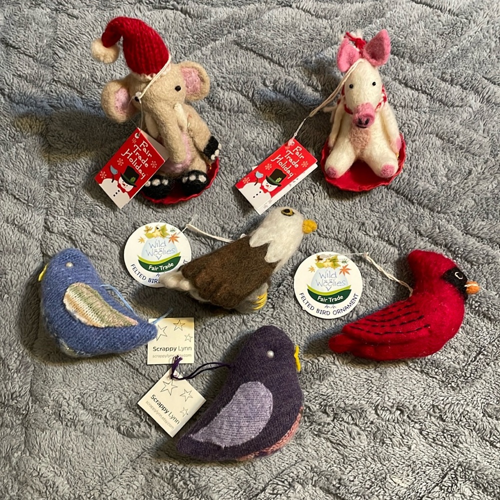 Mix of 6 felted ornaments